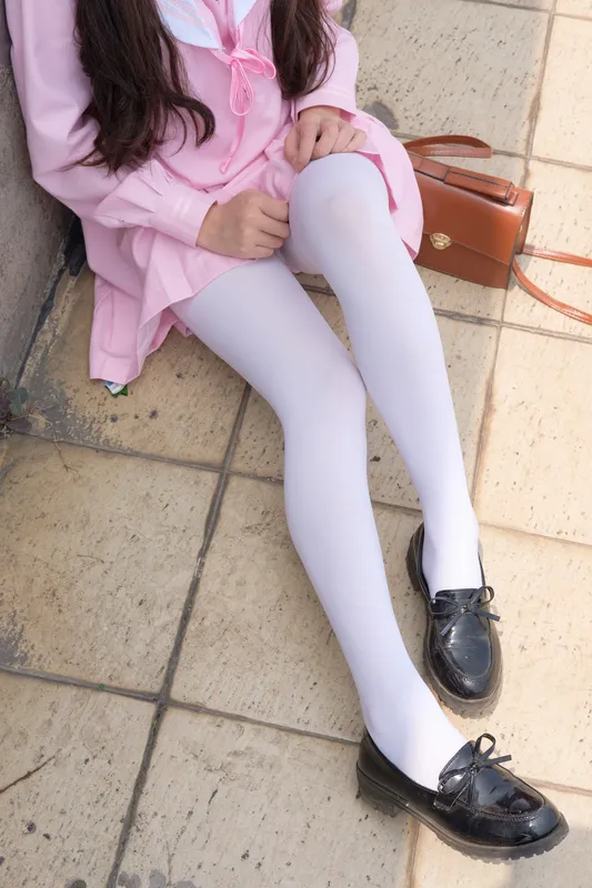 森萝财团 [X-026] JK粉色校服白丝 [113P 1V]插图3